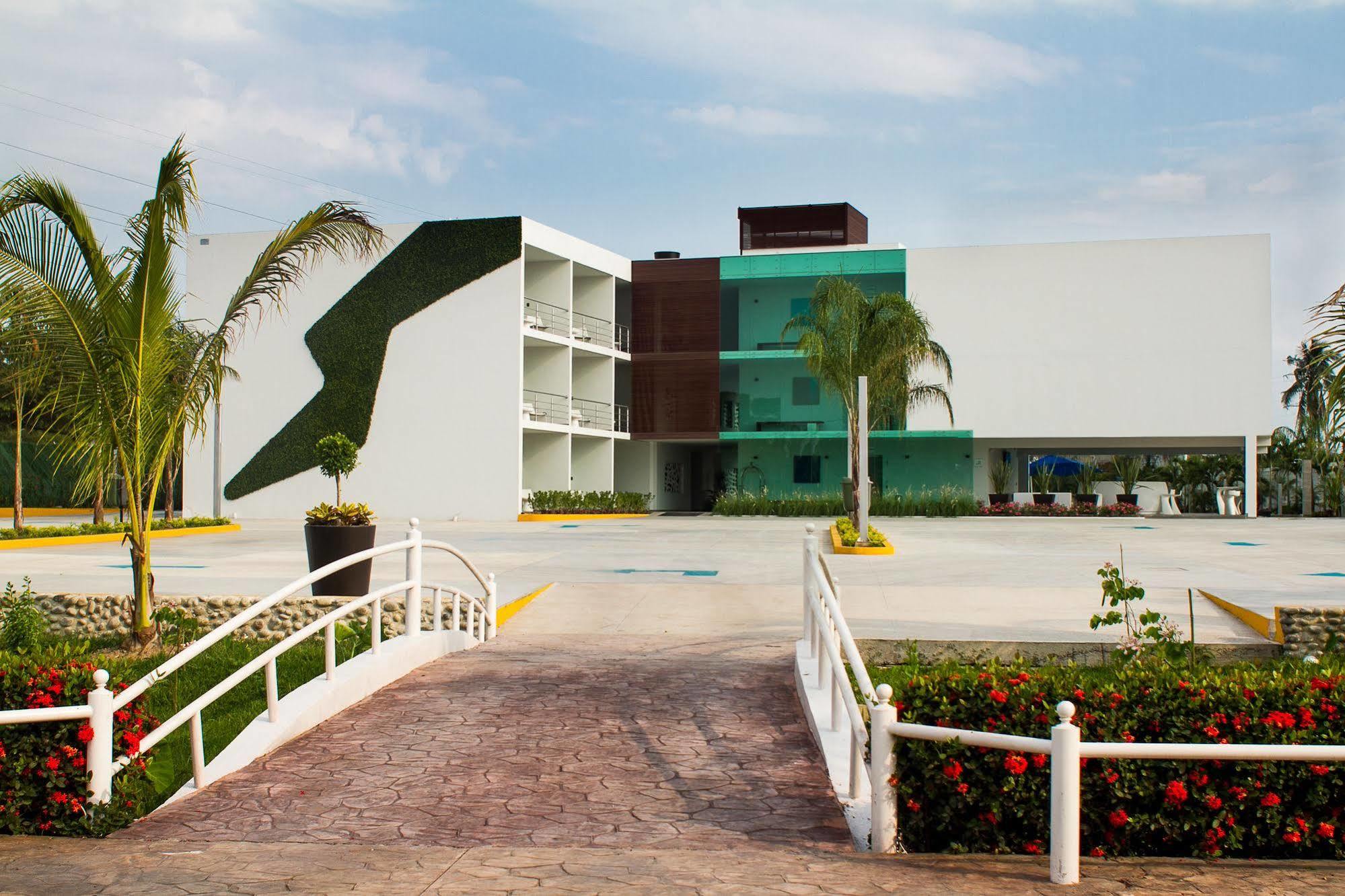 Hotel Aqua Spa & Resort Martínez de La Torre Kültér fotó
